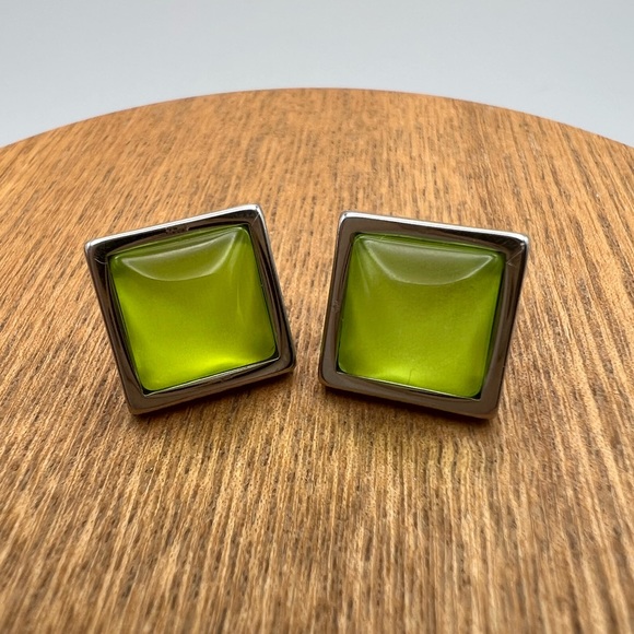 Classic Edgy Round & Square Stud Earring Set- Cat Stud Earrings - Picture 13 of 15